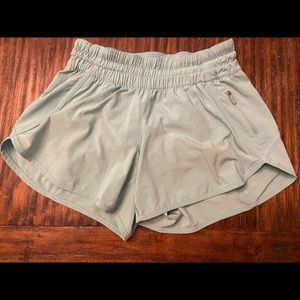 Lululemon Tracker V Short 4” Washed Marsh